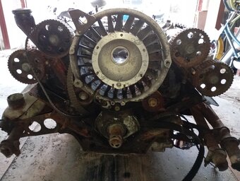 Tatra 613 Motor+převodovka