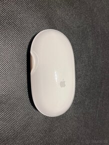 Apple Wirelles Bluetooth Mouse -  A1015 - MINT
