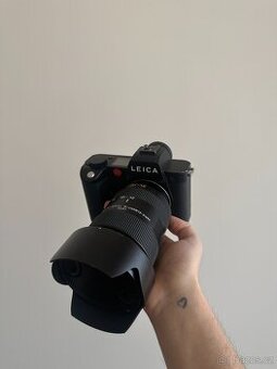 Leica SL2 + Vario Elmarit 24-70mm 2.8