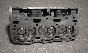 hlava pro motor Mercruiser 4,3 - 1