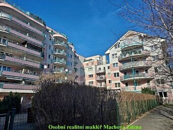 Pronájem 2KK s velkou terasou, Praha 10, ul. Gutova