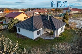 Prodej rodinného domu 4+1, pozemek 1151 m2, Lhota, Dolní Bře