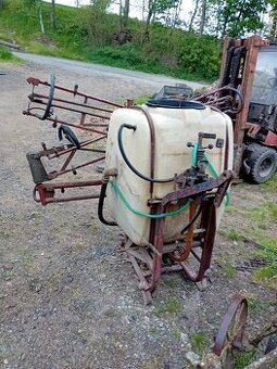 Postřikovač za traktor - 1