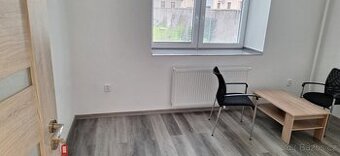 Kancelář 12,4 m2 - Třinec Staré Město