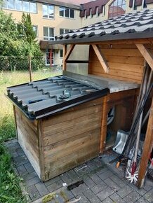 prodám psí boudu na velkého psa zateplenou