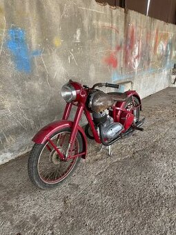 Jawa Pérák 250 s doklady