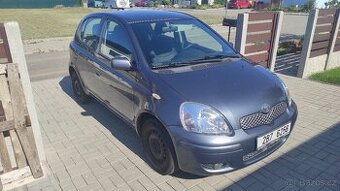 Toyota Yaris 2004, 1.0