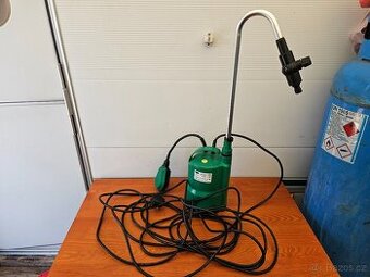PONORNÉ ČERPADLO DO SUDU 400W