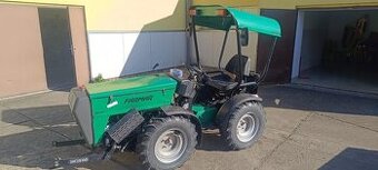 Malotraktor Farmář Wisconsin a přívěs traktorový vč. přísluš