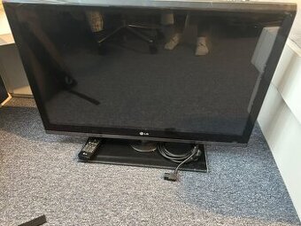 LG TV 32 palců