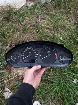 Budíky BMW E36 - benzin