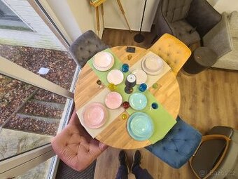 Jídelní stůl s křesly