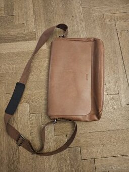 Kožená taška Ecco