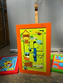 Dřevěné hračky pro děti - nástěnné tabule do dětského koutku
