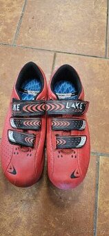 Silniční tretry Lake