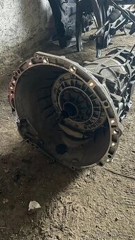 Range Rover sport 3.0 D AH42-7000-BE prevodovka