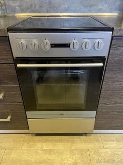 Sklokeramický sporák Mora