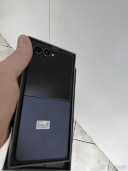 Samsung Galaxy Z Flip 7 5G