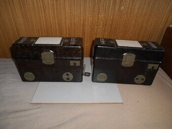 Staré, vojenské polní telefony.