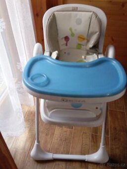 jídelní židlička