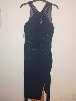 Dámské šaty velikost S