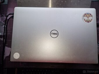 Dell XPS 15 9570 - stříbrný