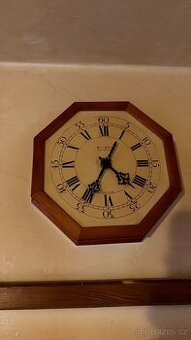 Nástěnné hodiny Weimar Quartz (Retro NDR)