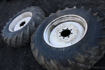 Zetor crystal 6v 12145 16145 zadní kola 18,9-34 50% vzorek