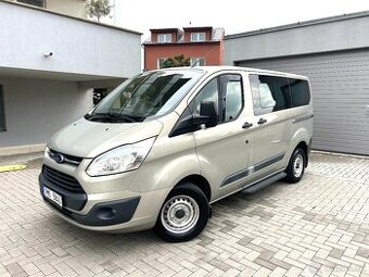 Ford Turneo Custom 2.2TDCi, 9 míst, tažné, nezávislé topení