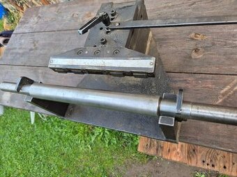 Přípravek pro seřizování a usazování nožů Weinig