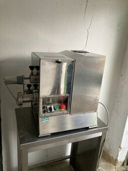 Stroj na výrobu těstovin Vicentia (Mod. 90) -profi