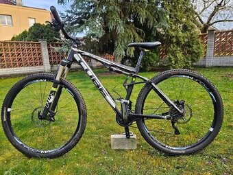 CUBE AIM PRO 29 celoodpruzene kolo