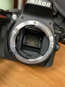 Zrcadlovka Nikon D5300