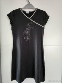 Černé šaty s drakem vel. 146 - 1