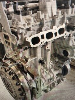 Prodám motor Opel Corsa F 1.2 puretech hn05