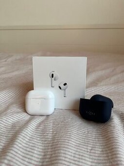 Apple AirPods generace 3