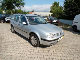 Volkswagen Golf 1,6 16V-HNED ODJÍŽDÍTE