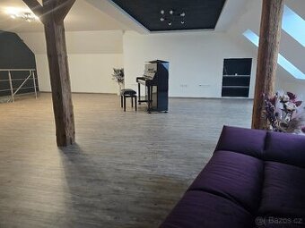 Pianino P 118 P1