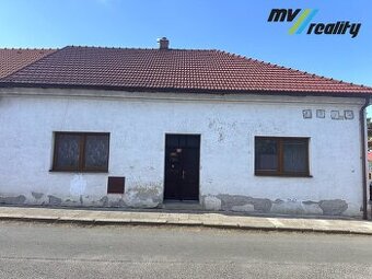 Pečky, Prodej Rodinného domu 4+kk s vejminkem a dvorem (265