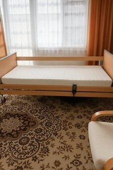 Zdravotní elektrická polohovací postel s matrací