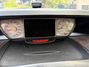 LANCIA PHEDRA 2.2 HDi Bi-turbo 125Kw