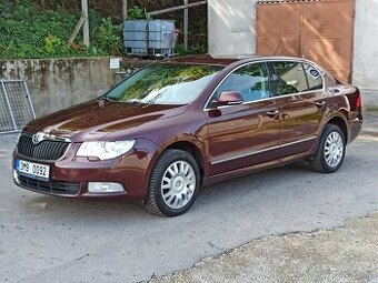 ŠKODA SUPERB 2.0TDi 125KW 4x4 .. VÝBAVA ELEGANCE .. PŮVOD ČR