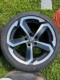 Prodám alu kola na BMW 5x120 r18