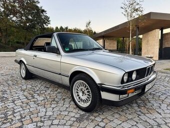 BMW E30 325i cabrio