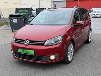 VOLKSWAGEN TOURAN 1,4 TSI, aut.DSG,BI-XENON,NAVI