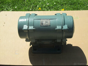 Vibrační elektromotor 750 W 2900ot.