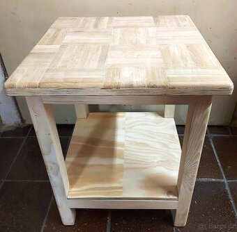 Stolička (štokrle) 40x40x53cm,,.