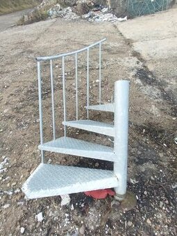 točité schodiště kovové