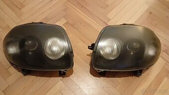 Přední světlomety na Renault Clio