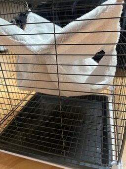 Cestovní klec na nožičkách